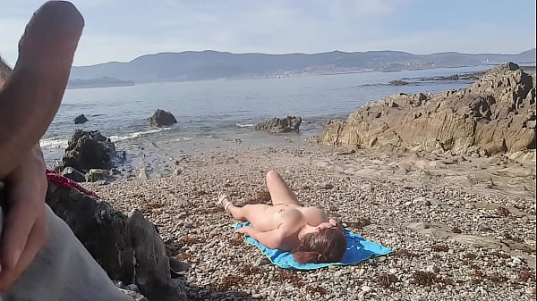 Exhibitionist Flashes his Dick for a Nudist Milf. She Sucked on the Beach