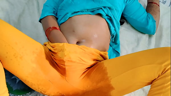 Mumbai Ashu got fucked by her friend while sucking