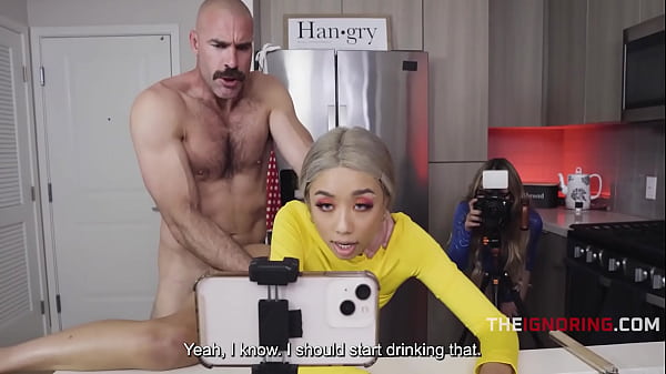 Freeused On Air - Gia Dibella, Nicole Doshi| TheIgnoring