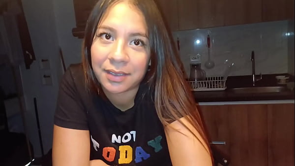 HOT GAMES WITH MY STEPMOTHER - my stepmother and I play AT THE END FEELING RICH THINGS - ARTEMISA the hot stepmother