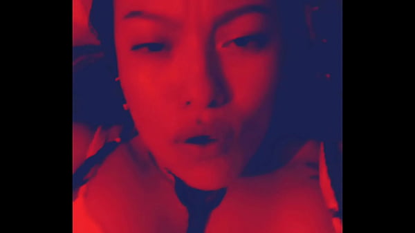 THE EXOTIC BLUEE SHOWS US HER HORNY FACE OF PLEASURE WHILE HER PUSSY IS LICKED