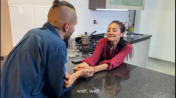 My boyfriend gives me a delicious blowjob in the kitchen and then he puts his delicious cock in me-PART 1