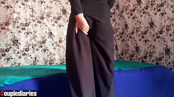 Teen arab enjoys herself Video