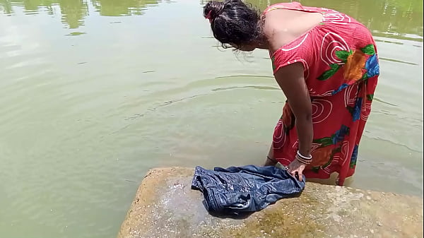 Beautiful Teen has fun amateur